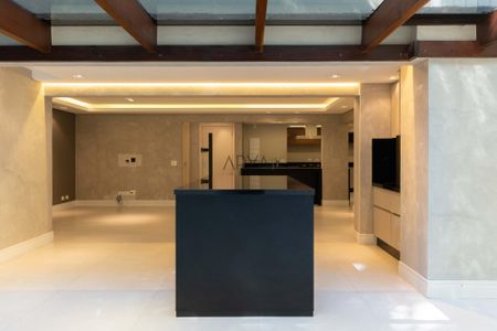 2_photo/94dce6dd6d.a1aa685549d1cceb-ATLAS-043d8450-b338-47b8-a395-4e8e0103cc6b.jpg de apartamento à venda com 4 quartos, 205m² em São Lourenço, Curitiba