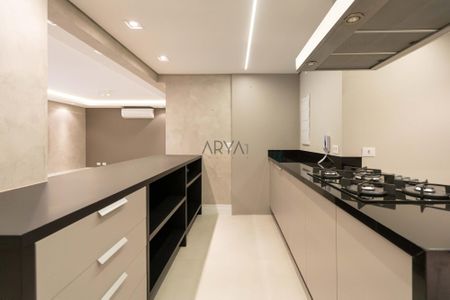 5_photo/94dce6dd6d.a1aa685549d1cceb-ATLAS-4c50fc23-4d7c-4e60-8ca8-1e74d5d9d7f1.jpg de apartamento à venda com 4 quartos, 205m² em São Lourenço, Curitiba