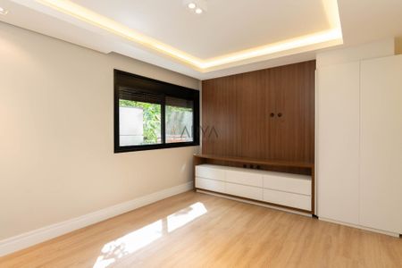 31_photo/94dce6dd6d.a1aa685549d1cceb-ATLAS-6397f813-2b9d-41bb-b0f3-539a633db0ff.jpg de apartamento à venda com 4 quartos, 205m² em São Lourenço, Curitiba