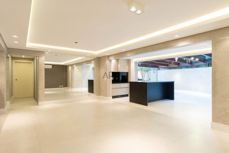 9_photo/94dce6dd6d.a1aa685549d1cceb-ATLAS-710ff6db-38c9-4fdf-b88b-0eefc590c98a.jpg de apartamento à venda com 4 quartos, 205m² em São Lourenço, Curitiba