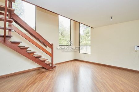 3_photo/94dce6dea9.50df46c0cd16add9-ATLAS-0b4e0ad5-36ad-42fc-89f9-683b21a2943e.jpg de casa à venda com 4 quartos, 275m² em Abranches, Curitiba