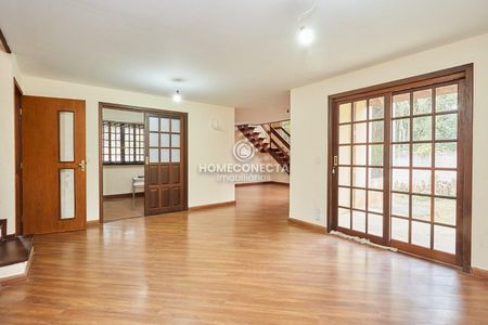 6_photo/94dce6dea9.50df46c0cd16add9-ATLAS-51d95cc1-4cf4-4d87-a2e9-e51fa66c27ce.jpg de casa à venda com 4 quartos, 275m² em Abranches, Curitiba