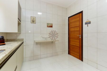 11_photo/94dce6e075.f96323675bf619bb-ATLAS-83fd0d9d-4c99-4912-8b59-57df62a6f1e9.jpg de casa à venda com 4 quartos, 161m² em Barreirinha, Curitiba