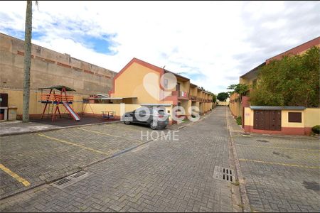 40_photo/94dce6e0bf.ba16731b3ee59ff3-ATLAS-9d488f78-0e46-42ea-a6d9-fd8b11bd5152.jpg de casa à venda com 3 quartos, 97m² em Barreirinha, Curitiba
