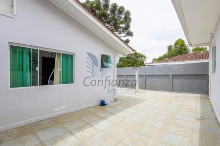 25_photo/94dce6e11d.598c66e7e5047e83-ATLAS-cb9ea795-6b74-4b35-b657-e720ea33206d.jpg de casa à venda com 3 quartos, 130m² em Barreirinha, Curitiba