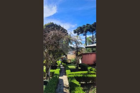 4_photo/94dce6e11d.61df383ebc62b81a-ATLAS-3a25a68e-2b3e-4424-8e70-ce637e249a3e.jpg de casa à venda com 5 quartos, 222m² em Barreirinha, Curitiba