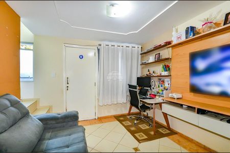 9_photo/94dce6e16f.a83044731ab71c07-ATLAS-28011316-efa3-4c34-be4f-4e508ce2bdb3.jpg de casa à venda com 2 quartos, 55m² em Barreirinha, Curitiba