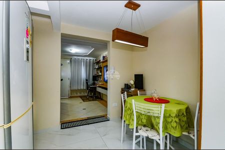 13_photo/94dce6e16f.a83044731ab71c07-ATLAS-6c8ee3b8-d5b1-4834-8354-d2e764fd667a.jpg de casa à venda com 2 quartos, 55m² em Barreirinha, Curitiba