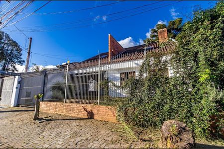 5_photo/94dce6e1f9.49d655132eb04021-ATLAS-1bd58c5f-822f-4d80-a891-c60c4f3bdf7e.jpg de casa à venda com 4 quartos, 301m² em Barreirinha, Curitiba