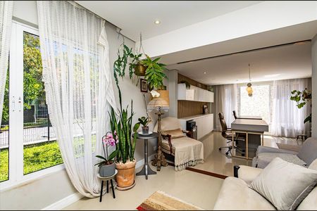 39_photo/94dce6e21f.1c5ee5b12bdcf8f7-ATLAS-a8a8e17f-73a8-4b36-a320-7ff905588e72.jpg de casa à venda com 5 quartos, 353m² em Barreirinha, Curitiba