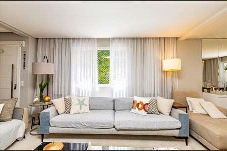 7_photo/94dce6e21f.1c5ee5b12bdcf8f7-ATLAS-ed42818d-b6e2-4395-ab46-b8d4799bbae0.jpg de casa à venda com 5 quartos, 353m² em Barreirinha, Curitiba