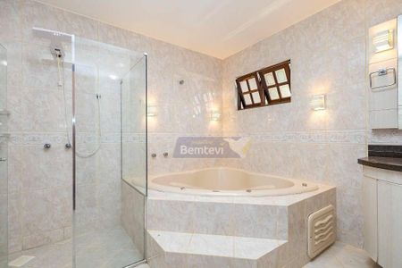 6_photo/94dce6e235.8112f57c7da29d24-ATLAS-3b6fc583-8bad-4e99-a8a4-91d76166c260.jpg de casa à venda com 4 quartos, 324m² em Barreirinha, Curitiba