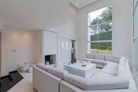 5_photo/94dce6e29b.b37fb779aadef412-ATLAS-85614fde-bb9c-4237-8975-83541e842c99.jpg de casa para alugar com 4 quartos, 500m² em Barreirinha, Curitiba