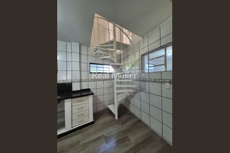 3_photo/94dce6e311.ec33b550e6099e88-ATLAS-2162c2e5-fa4d-404f-96e8-3a1d8d208e25.jpg de casa à venda com 5 quartos, 250m² em Barreirinha, Curitiba