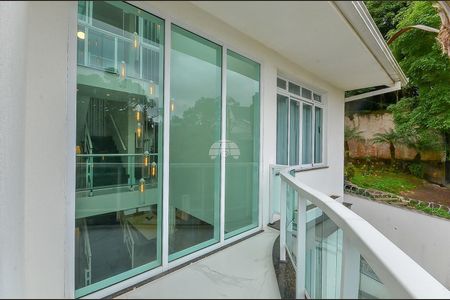 44_photo/94dce6e385.38153d79977beed0-ATLAS-2bca3473-0e28-4154-b43b-a03b5d510b84.jpg de casa à venda com 3 quartos, 304m² em Barreirinha, Curitiba