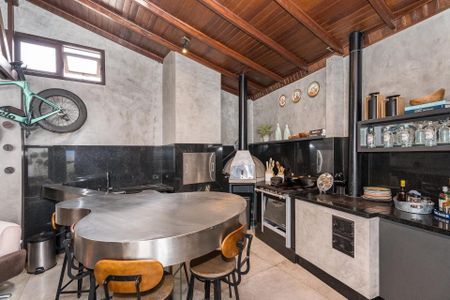 12_photo/94dce6e3cf.f468b0c7bf094498-ATLAS-2b1508a8-8df8-4705-95a8-cc2f0c39bd8d.jpg de casa à venda com 4 quartos, 223m² em Barreirinha, Curitiba