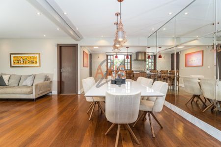 5_photo/94dce6e3cf.f468b0c7bf094498-ATLAS-bfe99413-1f96-4840-a947-a4e655e4d3e9.jpg de casa à venda com 4 quartos, 223m² em Barreirinha, Curitiba