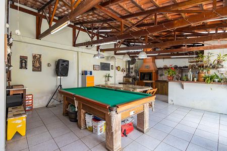 37_photo/94dce6e48b.28f6ec5d72603be5-ATLAS-55296aca-e3e4-4e92-829a-a517b9ab5a48.jpg de casa à venda com 3 quartos, 191m² em Barreirinha, Curitiba