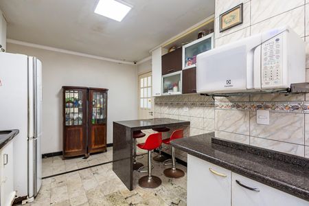 12_photo/94dce6e48b.28f6ec5d72603be5-ATLAS-d5b9191c-d802-486f-8d8f-5febf4053aff.jpg de casa à venda com 3 quartos, 191m² em Barreirinha, Curitiba