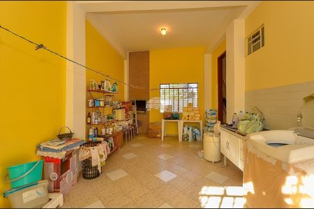 25_photo/94dce6e4c9.e182d30f96765f76-ATLAS-5dc773fc-a7b4-4562-8152-854845131da4.jpg de casa à venda com 4 quartos, 197m² em Barreirinha, Curitiba