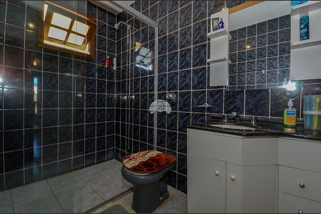 5_photo/94dce6e4c9.e182d30f96765f76-ATLAS-d2b60a58-2bf1-412f-9909-6f2696214e6c.jpg de casa à venda com 4 quartos, 197m² em Barreirinha, Curitiba