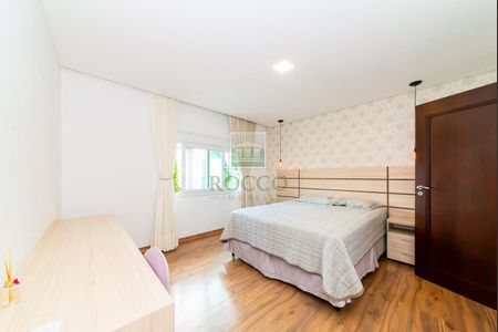 48_photo/94dce6e807.78ea92cc55484ae4-ATLAS-f6aac035-5db2-4cee-949b-eea6b8a8be8a.jpg de casa de condomínio à venda com 4 quartos, 980m² em São Lourenço, Curitiba