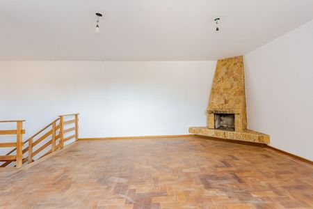 7_photo/94dce6e8ef.dd63bef89a0f751f-ATLAS-00bee3a3-a5e0-4a8e-87c3-86de9cadc6f1.jpg de casa à venda com 5 quartos, 402m² em Barreirinha, Curitiba