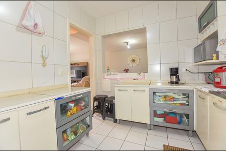 9_photo/94dce6e929.6ee8da92affe58c7-ATLAS-2b9361b0-acaf-4918-ba00-c8b48897ce3f.jpg de casa à venda com 3 quartos, 92m² em Barreirinha, Curitiba