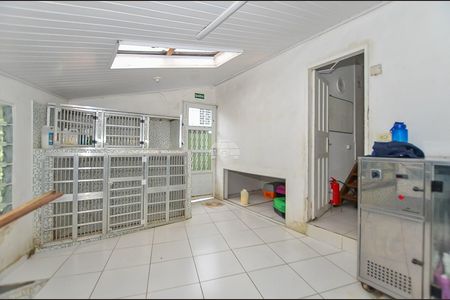 6_photo/94dce6ea2b.f8ad1d5baaeb9b01-ATLAS-9d8beff0-f9e4-4665-9ab1-e138222870ee.jpg de casa à venda com 1 quarto, 357m² em Juvevê, Curitiba