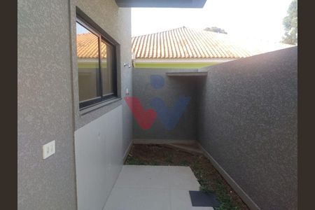 3_photo/94dce6eba5.a095ebe9a9b9d05b-ATLAS-0fe51dc7-b28f-43bb-9000-13d299cab9db.jpg de casa à venda com 3 quartos, 113m² em Boa Vista, Curitiba