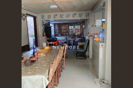 4_photo/94dce6ec2b.7ec8defd6b8918b2-ATLAS-293a72fa-2a92-4a4c-935d-e0d313f6f47a.jpg de casa à venda com 9 quartos, 340m² em Boa Vista, Curitiba