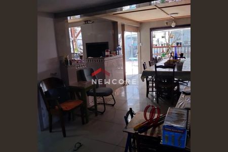 5_photo/94dce6ec2b.7ec8defd6b8918b2-ATLAS-55410e8b-1a36-4549-9e0c-6aae5422a2b5.jpg de casa à venda com 9 quartos, 340m² em Boa Vista, Curitiba