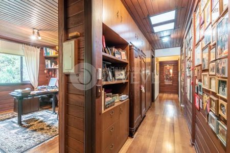 11_photo/94dce6ec71.7a69ff73eb43ff8d-ATLAS-d88e301f-decd-4767-881b-5e34247c0547.jpg de casa à venda com 3 quartos, 270m² em Boa Vista, Curitiba