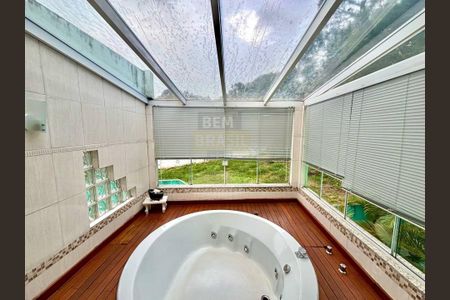 34_photo/94dce6ec83.e78a3bff2ad56a74-ATLAS-5be8e51a-e984-432e-8e57-ad616a20f5d3.jpg de casa à venda com 5 quartos, 650m² em Boa Vista, Curitiba