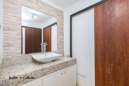 6_photo/94dce6ec95.813e0fc0a92df6ab-ATLAS-1978cc46-e975-41c2-8b8d-76d409e9569a.jpg de casa à venda com 3 quartos, 203m² em Boa Vista, Curitiba