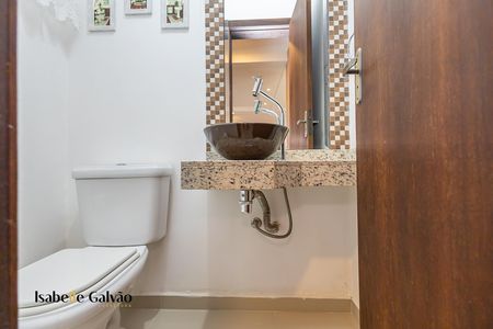 8_photo/94dce6ec95.813e0fc0a92df6ab-ATLAS-ebfafc19-275f-44af-b5b3-0edf22ef761d.jpg de casa à venda com 3 quartos, 203m² em Boa Vista, Curitiba