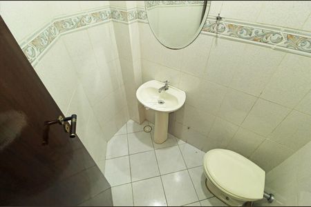 4_photo/94dce6ed6d.713ce776d9227e37-ATLAS-b62d3c38-4aa7-4d74-b5a5-e22c7574e20c.jpg de casa para alugar com 3 quartos, 130m² em Boa Vista, Curitiba