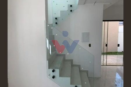 2_photo/94dce6edcb.35302faf25ae20ab-ATLAS-4fbc3a3f-4340-4adc-b92d-ddb74d8de684.jpg de casa à venda com 3 quartos, 107m² em Boa Vista, Curitiba