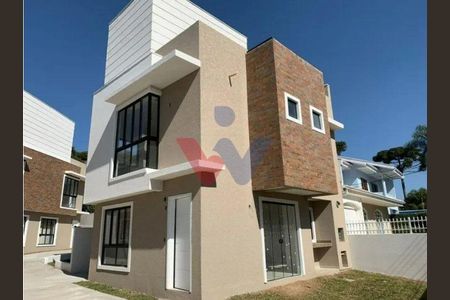 5_photo/94dce6edcb.35302faf25ae20ab-ATLAS-aa2e380d-5873-4a90-885a-eb389ae8d50e.jpg de casa à venda com 3 quartos, 107m² em Boa Vista, Curitiba