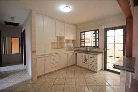 4_photo/94dce6edf1.b86b5f5e8a2bcc97-ATLAS-0d58ced1-9b5d-4b74-9daf-4429fba4af15.jpg de casa para alugar com 3 quartos, 80m² em Boa Vista, Curitiba