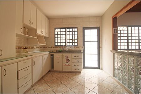 7_photo/94dce6edf1.b86b5f5e8a2bcc97-ATLAS-4af556a8-d776-4467-b252-2c10662527e6.jpg de casa para alugar com 3 quartos, 80m² em Boa Vista, Curitiba