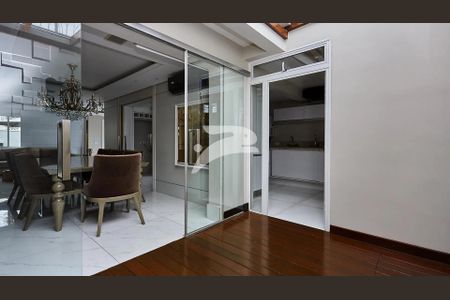 2_photo/94dce6efed.7294dabd6fbc26b3-ATLAS-7dea2b2b-228b-427f-a612-213d9dede912.jpg de casa à venda com 2 quartos, 206m² em Barreirinha, Curitiba