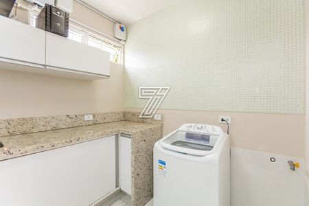 4_photo/94dce6efed.7294dabd6fbc26b3-ATLAS-8006683d-1e2b-41a6-8e59-b34a163611a6.jpg de casa à venda com 3 quartos, 206m² em Barreirinha, Curitiba