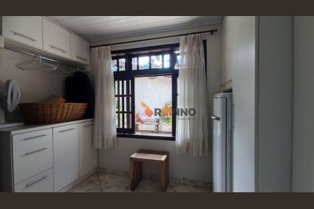 42_photo/94dce6f061.8725941c6b7d3e7e-ATLAS-bc580234-16ef-4f37-a5ac-38929e6b6cc0.jpg de casa à venda com 4 quartos, 240m² em Barreirinha, Curitiba
