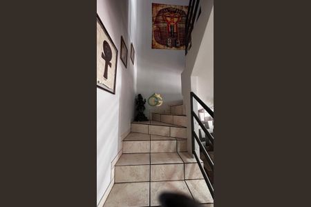 34_photo/94dce6f11d.af5ff038545b5b99-ATLAS-0dcbce45-da75-4345-bc66-da35c81a17c4.jpg de casa à venda com 3 quartos, 120m² em Boa Vista, Curitiba