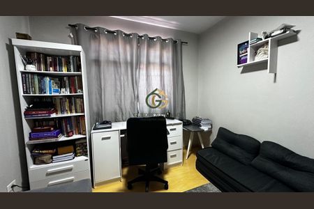 48_photo/94dce6f11d.af5ff038545b5b99-ATLAS-1eeb4f83-3a26-4e9a-920d-c6f5867aa99a.jpg de casa à venda com 3 quartos, 120m² em Boa Vista, Curitiba