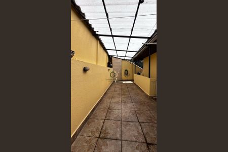 13_photo/94dce6f11d.af5ff038545b5b99-ATLAS-c8fae447-e373-4c2e-8c28-374a93e5eee7.jpg de casa à venda com 3 quartos, 120m² em Boa Vista, Curitiba