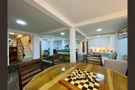 9_photo/94dce6f1f1.145e85f3c2443ba7-ATLAS-0f259cc2-afdd-4a7d-aced-fee95dec4487.jpg de casa à venda com 3 quartos, 270m² em Boa Vista, Curitiba