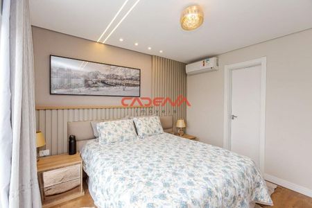 10_photo/94dce6f1f7.9f39219a54771795-ATLAS-d485fef9-69b2-4a9a-8ca1-3fd1d6edbb3e.jpg de casa à venda com 3 quartos, 270m² em Boa Vista, Curitiba