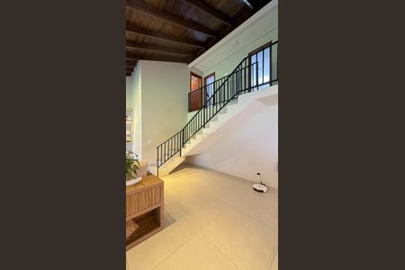 5_photo/94dce6f269.5afd90b9c05d4dec-ATLAS-1e25c405-d756-4733-a4e4-b1981a40cbc0.jpg de casa à venda com 5 quartos, 214m² em Boa Vista, Curitiba